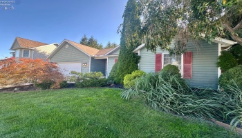 2600 Highland Drive, Sandusky, 44870, 3 Bedroom Bedrooms, ,2 BathroomBathrooms,Residential,For Sale,Highland Drive,20263697 2600 Highland Drive, Sandusky, 44870, 3 Bedroom Bedrooms, ,2 BathroomBathrooms,Residential,For Sale,Highland Drive,20263697