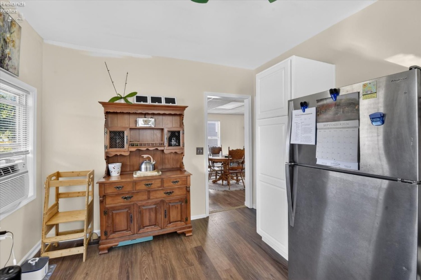 328 6th Street, Port Clinton, 43452, 4 Bedroom Bedrooms, ,2 BathroomBathrooms,Residential,For Sale,6th,20263814