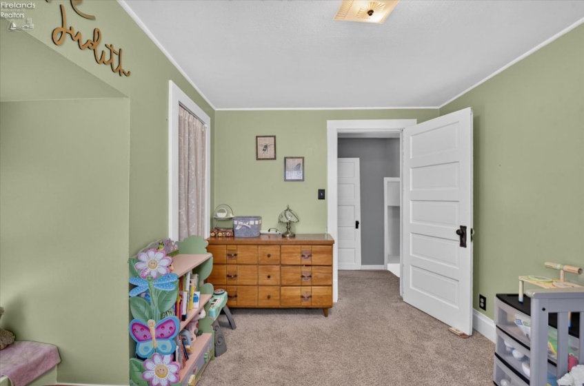 328 6th Street, Port Clinton, 43452, 4 Bedroom Bedrooms, ,2 BathroomBathrooms,Residential,For Sale,6th,20263814