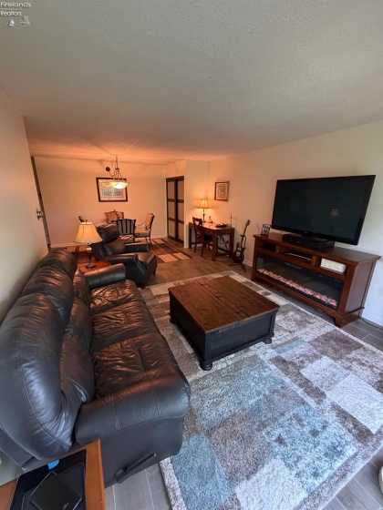 1315 Lake Wilmer, Sandusky, 44870, 1 Bedroom Bedrooms, ,1 BathroomBathrooms,Residential,For Sale,Lake Wilmer,20263863