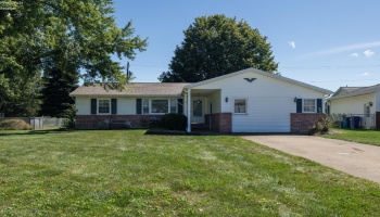 308 Pennsylvania Avenue, Sandusky, 44870, ,2 BathroomBathrooms,Residential,For Sale,Pennsylvania,20263888