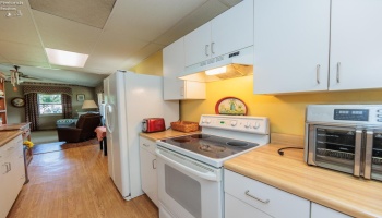 12182 Eaton Blvd., Grafton, 44044, 2 Bedroom Bedrooms, ,1 BathroomBathrooms,Residential,For Sale,Eaton Blvd.,20263885