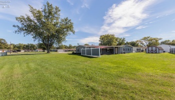 12182 Eaton Blvd., Grafton, 44044, 2 Bedroom Bedrooms, ,1 BathroomBathrooms,Residential,For Sale,Eaton Blvd.,20263885