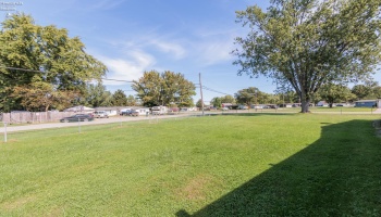 12182 Eaton Blvd., Grafton, 44044, 2 Bedroom Bedrooms, ,1 BathroomBathrooms,Residential,For Sale,Eaton Blvd.,20263885