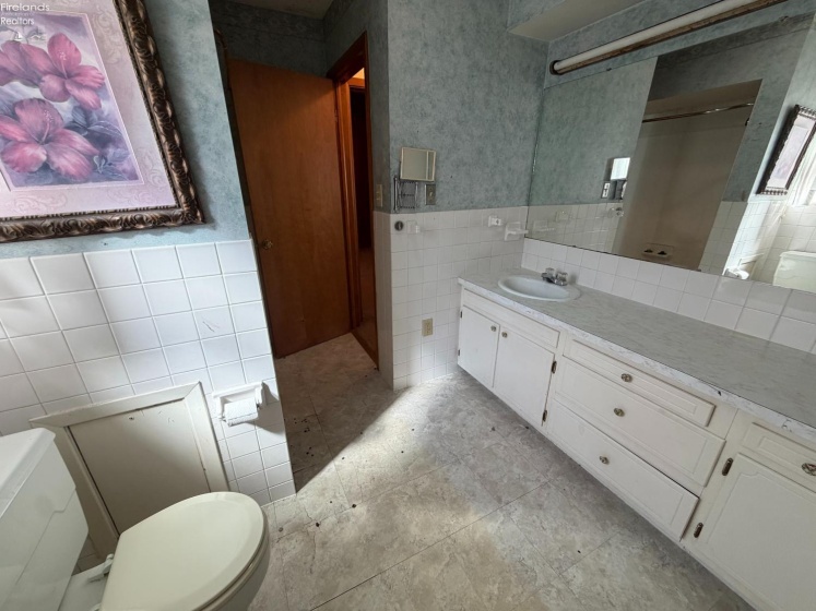 10 Walnut Street, Norwalk, 44857, ,Multiple Units,For Sale,Walnut,20263937