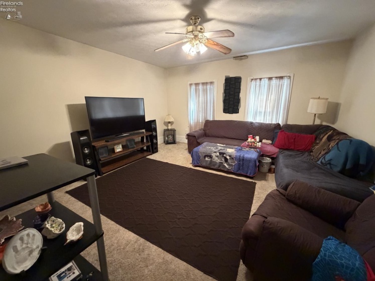 10 Walnut Street, Norwalk, 44857, ,Multiple Units,For Sale,Walnut,20263937