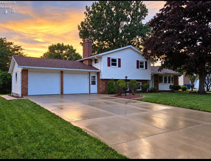 68 Pearl Drive, Shelby, 44875, 3 Bedroom Bedrooms, ,2 BathroomBathrooms,Residential,For Sale,Pearl,20263934