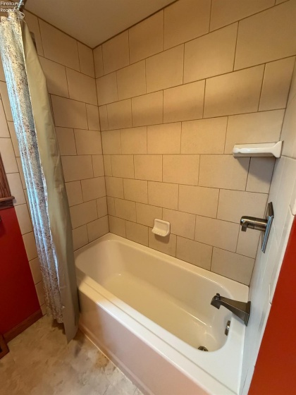 68 Pearl Drive, Shelby, 44875, 3 Bedroom Bedrooms, ,2 BathroomBathrooms,Residential,For Sale,Pearl,20263934