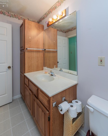 2310 Westwind Drive, Sandusky, 44870, 2 Bedroom Bedrooms, ,2 BathroomBathrooms,Residential,For Sale,Westwind,20263936