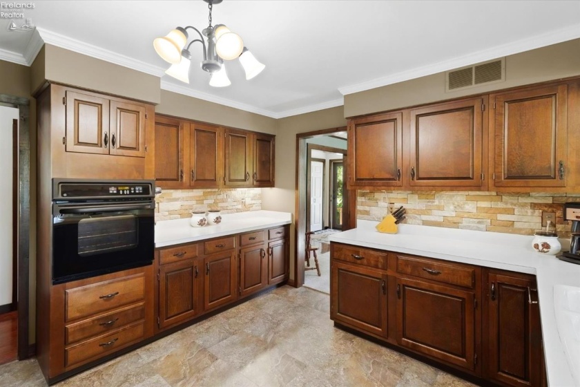 144 WIlcox Road, Port Clinton, 43452, 3 Bedroom Bedrooms, ,2 BathroomBathrooms,Residential,For Sale,WIlcox,20263889