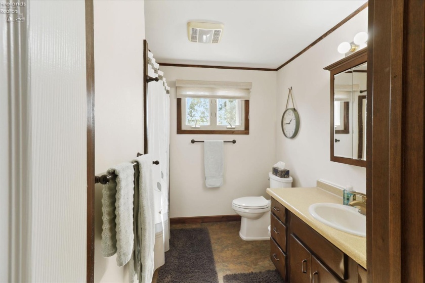 144 WIlcox Road, Port Clinton, 43452, 3 Bedroom Bedrooms, ,2 BathroomBathrooms,Residential,For Sale,WIlcox,20263889