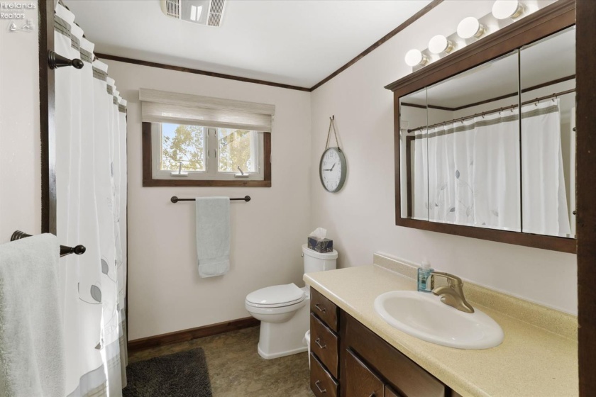 144 WIlcox Road, Port Clinton, 43452, 3 Bedroom Bedrooms, ,2 BathroomBathrooms,Residential,For Sale,WIlcox,20263889