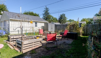 1327 Fleetwood Drive, Fremont, 43420, 3 Bedroom Bedrooms, ,1 BathroomBathrooms,Residential,For Sale,Fleetwood,20263738