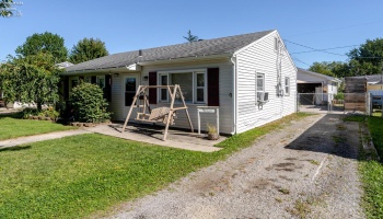 1327 Fleetwood Drive, Fremont, 43420, 3 Bedroom Bedrooms, ,1 BathroomBathrooms,Residential,For Sale,Fleetwood,20263738