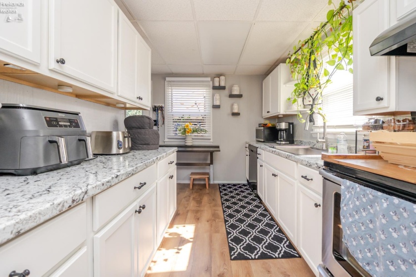 1327 Fleetwood Drive, Fremont, 43420, 3 Bedroom Bedrooms, ,1 BathroomBathrooms,Residential,For Sale,Fleetwood,20263738