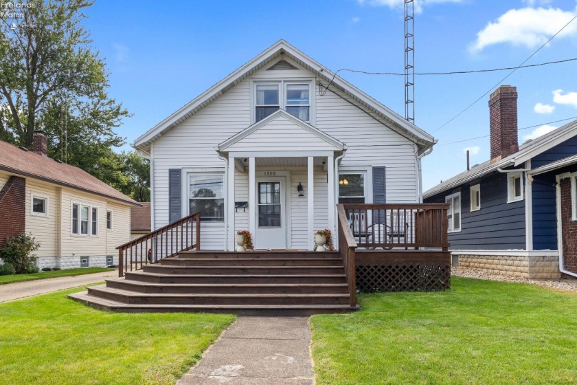 1330 5th Street, Sandusky, 44870, 3 Bedroom Bedrooms, ,2 BathroomBathrooms,Residential,For Sale,5th,20263933