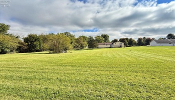 122 County Road 17, Tiffin, 44883, 3 Bedroom Bedrooms, ,2 BathroomBathrooms,Residential,For Sale,County Road 17,20263931