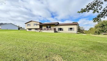 122 County Road 17, Tiffin, 44883, 3 Bedroom Bedrooms, ,2 BathroomBathrooms,Residential,For Sale,County Road 17,20263931