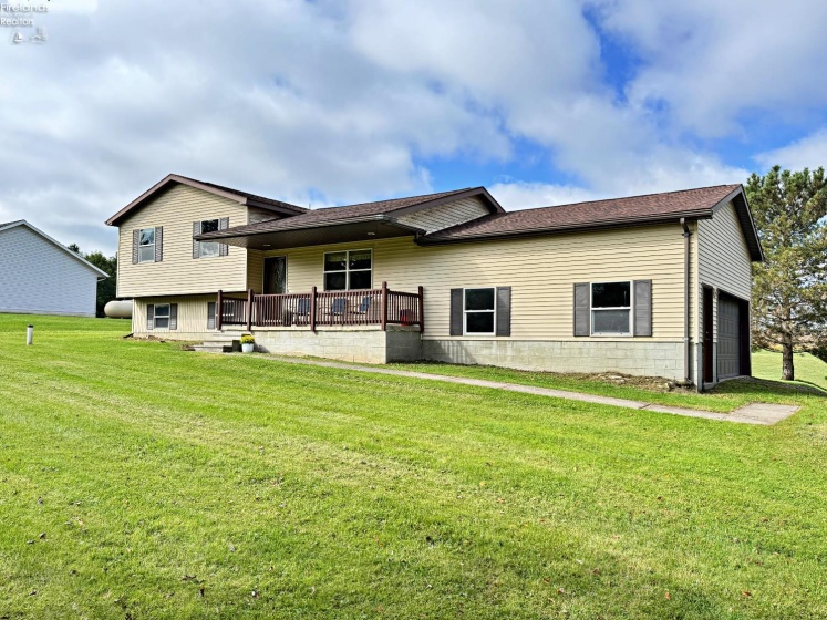 122 County Road 17, Tiffin, 44883, 3 Bedroom Bedrooms, ,2 BathroomBathrooms,Residential,For Sale,County Road 17,20263931