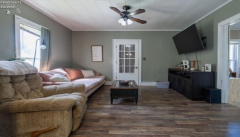 11 Jackson Street, Norwalk, 44857, 2 Bedroom Bedrooms, ,1 BathroomBathrooms,Residential,For Sale,Jackson,20263945 11 Jackson Street, Norwalk, 44857, 2 Bedroom Bedrooms, ,1 BathroomBathrooms,Residential,For Sale,Jackson,20263945