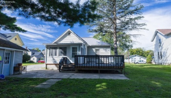 11 Jackson Street, Norwalk, 44857, 2 Bedroom Bedrooms, ,1 BathroomBathrooms,Residential,For Sale,Jackson,20263945 11 Jackson Street, Norwalk, 44857, 2 Bedroom Bedrooms, ,1 BathroomBathrooms,Residential,For Sale,Jackson,20263945