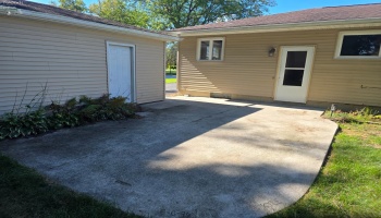 1725 Port Clinton Rd, Fremont, 43420, 3 Bedroom Bedrooms, ,2 BathroomBathrooms,Residential,For Sale,Port Clinton Rd,20263943 1725 Port Clinton Rd, Fremont, 43420, 3 Bedroom Bedrooms, ,2 BathroomBathrooms,Residential,For Sale,Port Clinton Rd,20263943