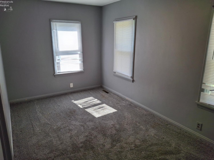 37 Maple Street, Norwalk, 44857, 3 Bedroom Bedrooms, ,2 BathroomBathrooms,Residential,For Sale,Maple,20263952