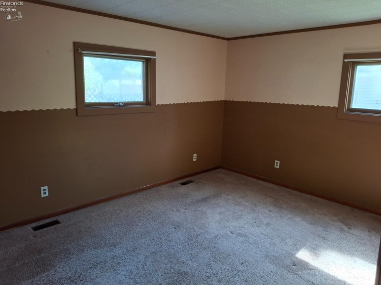 37 Maple Street, Norwalk, 44857, 3 Bedroom Bedrooms, ,2 BathroomBathrooms,Residential,For Sale,Maple,20263952