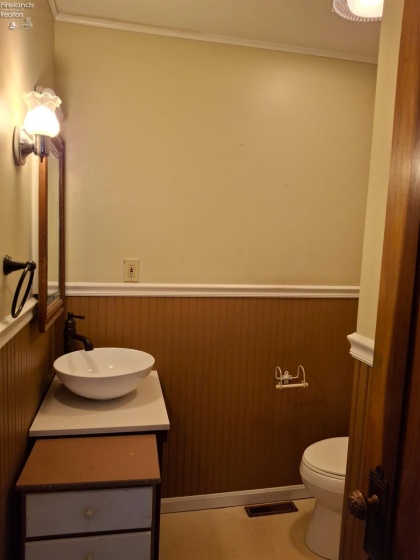 37 Maple Street, Norwalk, 44857, 3 Bedroom Bedrooms, ,2 BathroomBathrooms,Residential,For Sale,Maple,20263952