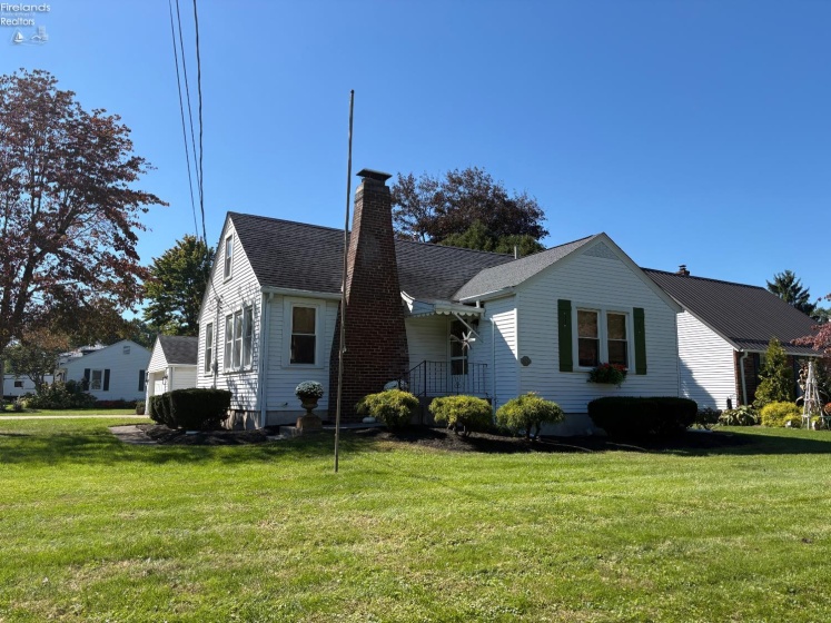 109 Elm Street, Milan, 44839, 4 Bedroom Bedrooms, ,2 BathroomBathrooms,Residential,For Sale,Elm,20263956