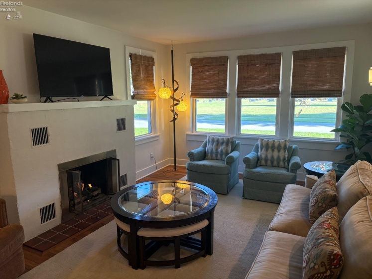 109 Elm Street, Milan, 44839, 4 Bedroom Bedrooms, ,2 BathroomBathrooms,Residential,For Sale,Elm,20263956