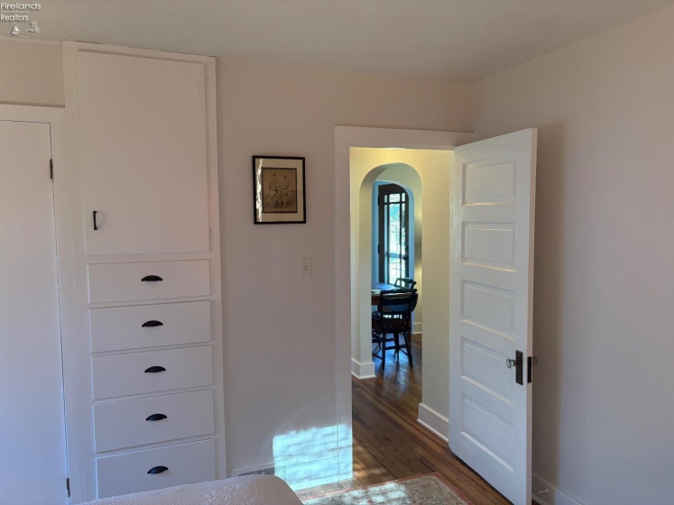 109 Elm Street, Milan, 44839, 4 Bedroom Bedrooms, ,2 BathroomBathrooms,Residential,For Sale,Elm,20263956
