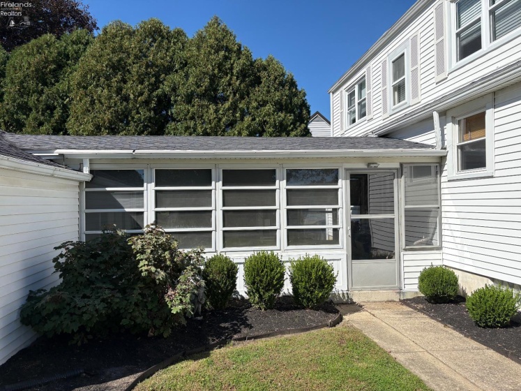 109 Elm Street, Milan, 44839, 4 Bedroom Bedrooms, ,2 BathroomBathrooms,Residential,For Sale,Elm,20263956