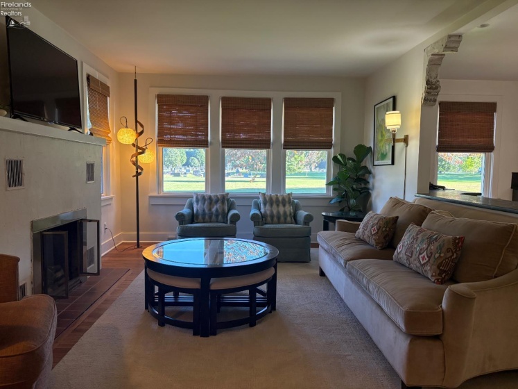109 Elm Street, Milan, 44839, 4 Bedroom Bedrooms, ,2 BathroomBathrooms,Residential,For Sale,Elm,20263956