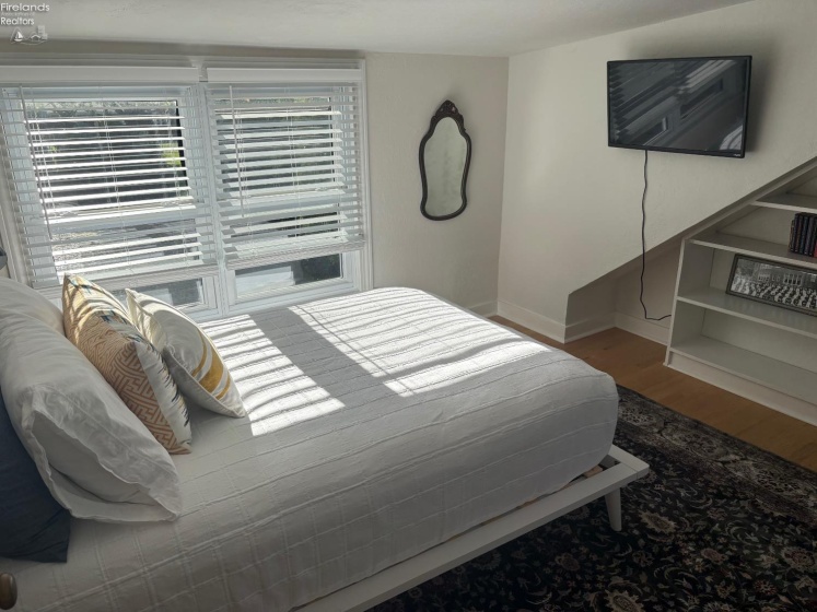 109 Elm Street, Milan, 44839, 4 Bedroom Bedrooms, ,2 BathroomBathrooms,Residential,For Sale,Elm,20263956