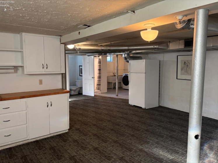 109 Elm Street, Milan, 44839, 4 Bedroom Bedrooms, ,2 BathroomBathrooms,Residential,For Sale,Elm,20263956