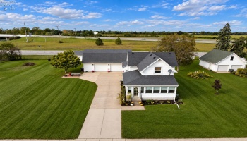 5920 Clover Lane, Walbridge, 43465, 4 Bedroom Bedrooms, ,1 BathroomBathrooms,Residential,For Sale,Clover,20263725