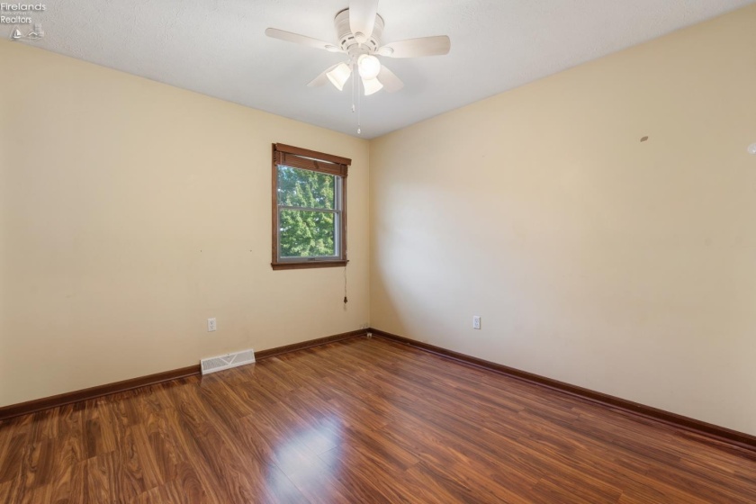 314 Linden Way Drive, Sandusky, 44870, 3 Bedroom Bedrooms, ,3 BathroomBathrooms,Residential,For Sale,Linden Way,20263815