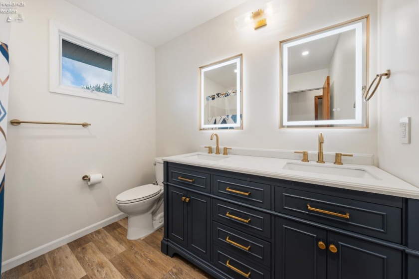 314 Linden Way Drive, Sandusky, 44870, 3 Bedroom Bedrooms, ,3 BathroomBathrooms,Residential,For Sale,Linden Way,20263815