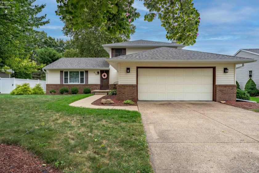 314 Linden Way Drive, Sandusky, 44870, 3 Bedroom Bedrooms, ,3 BathroomBathrooms,Residential,For Sale,Linden Way,20263815