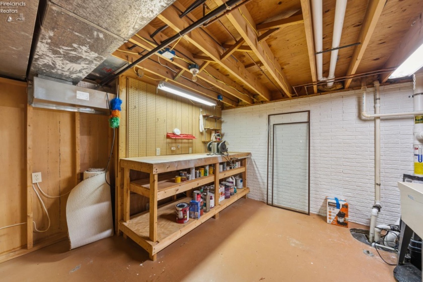 314 Linden Way Drive, Sandusky, 44870, 3 Bedroom Bedrooms, ,3 BathroomBathrooms,Residential,For Sale,Linden Way,20263815