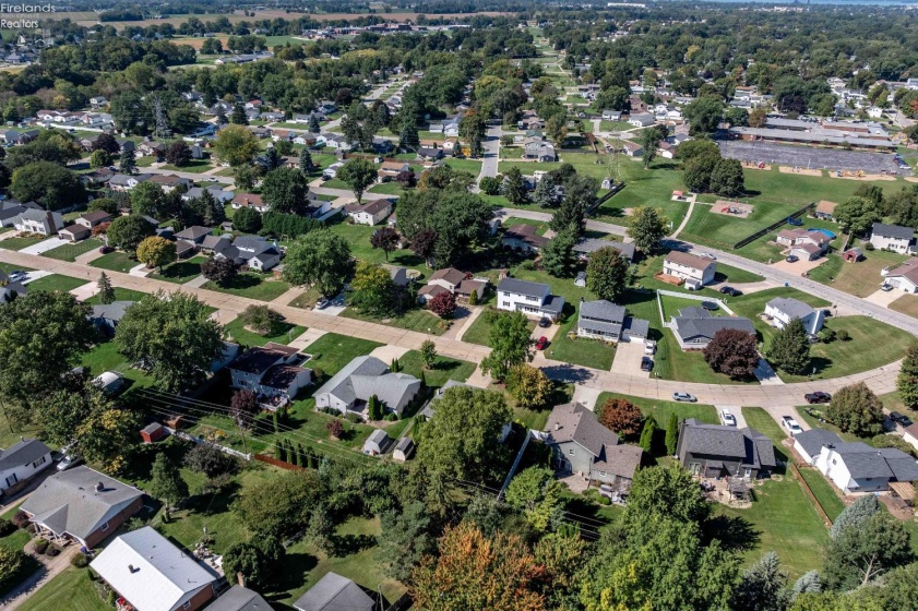 314 Linden Way Drive, Sandusky, 44870, 3 Bedroom Bedrooms, ,3 BathroomBathrooms,Residential,For Sale,Linden Way,20263815