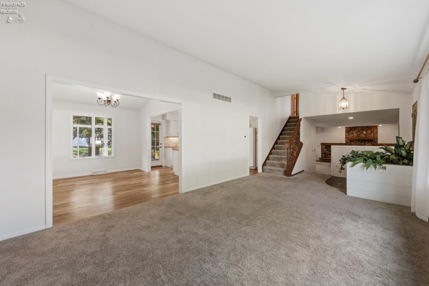 314 Linden Way Drive, Sandusky, 44870, 3 Bedroom Bedrooms, ,3 BathroomBathrooms,Residential,For Sale,Linden Way,20263815