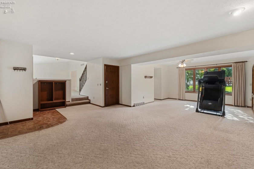 314 Linden Way Drive, Sandusky, 44870, 3 Bedroom Bedrooms, ,3 BathroomBathrooms,Residential,For Sale,Linden Way,20263815