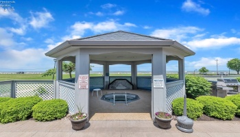 128 Clinton Reef Drive, Port Clinton, 43452, 2 Bedroom Bedrooms, ,1 BathroomBathrooms,Residential,For Sale,Clinton Reef,20263953