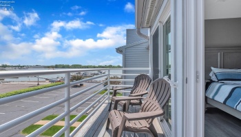 128 Clinton Reef Drive, Port Clinton, 43452, 2 Bedroom Bedrooms, ,1 BathroomBathrooms,Residential,For Sale,Clinton Reef,20263953