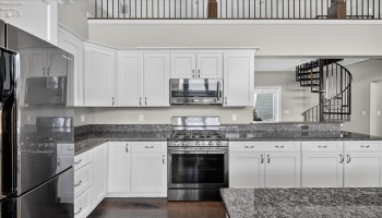 5211 Bay Pointe Circle, Port Clinton, 43452, 6 Bedroom Bedrooms, ,5 BathroomBathrooms,Residential,For Sale,Bay Pointe,20263961