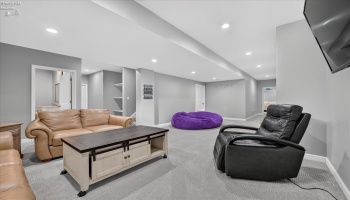 5211 Bay Pointe Circle, Port Clinton, 43452, 6 Bedroom Bedrooms, ,5 BathroomBathrooms,Residential,For Sale,Bay Pointe,20263961