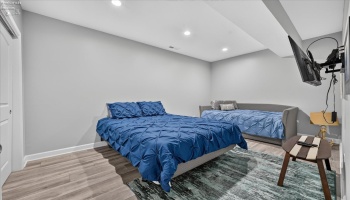 5211 Bay Pointe Circle, Port Clinton, 43452, 6 Bedroom Bedrooms, ,5 BathroomBathrooms,Residential,For Sale,Bay Pointe,20263961