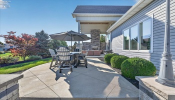 5211 Bay Pointe Circle, Port Clinton, 43452, 6 Bedroom Bedrooms, ,5 BathroomBathrooms,Residential,For Sale,Bay Pointe,20263961